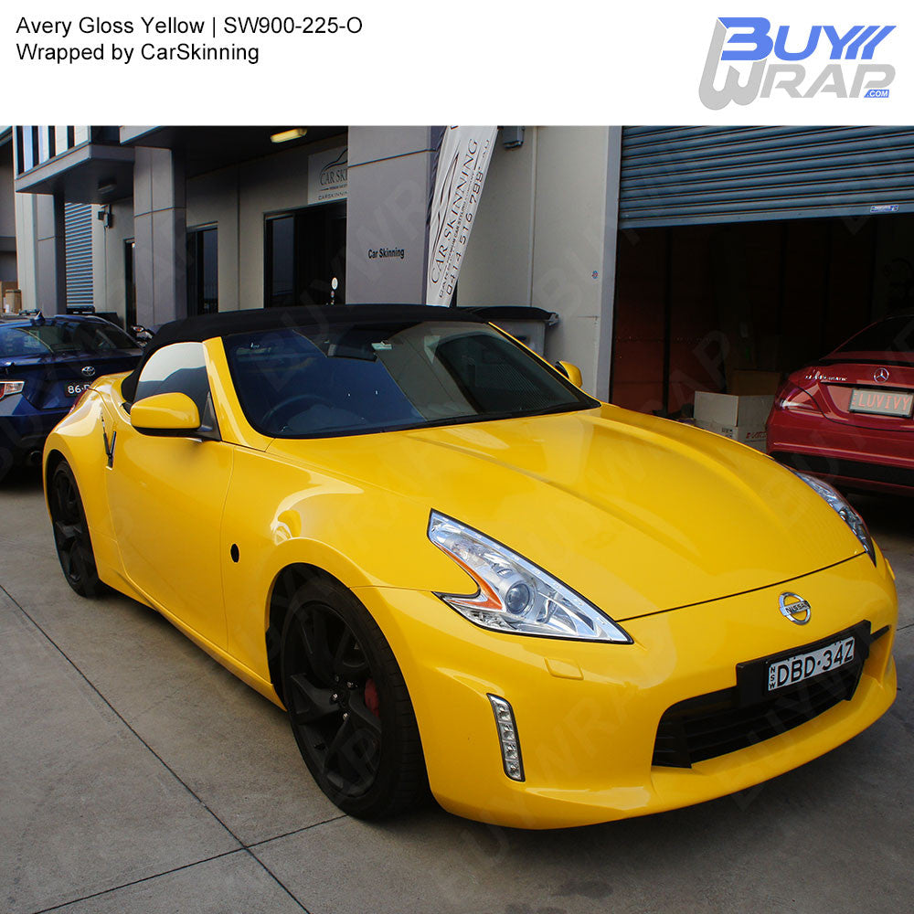 Avery SW900-235-O GLOSS YELLOW 3in x 5in (SAMPLE SIZE) Supreme Vinyl Car  Wrap Film